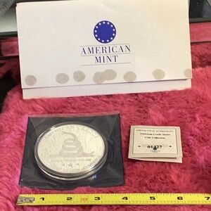 American mint American Credo series coin George Washington plated with
